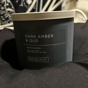 Bath and Body Works Three Wick Candle: Dark Amber and Oud